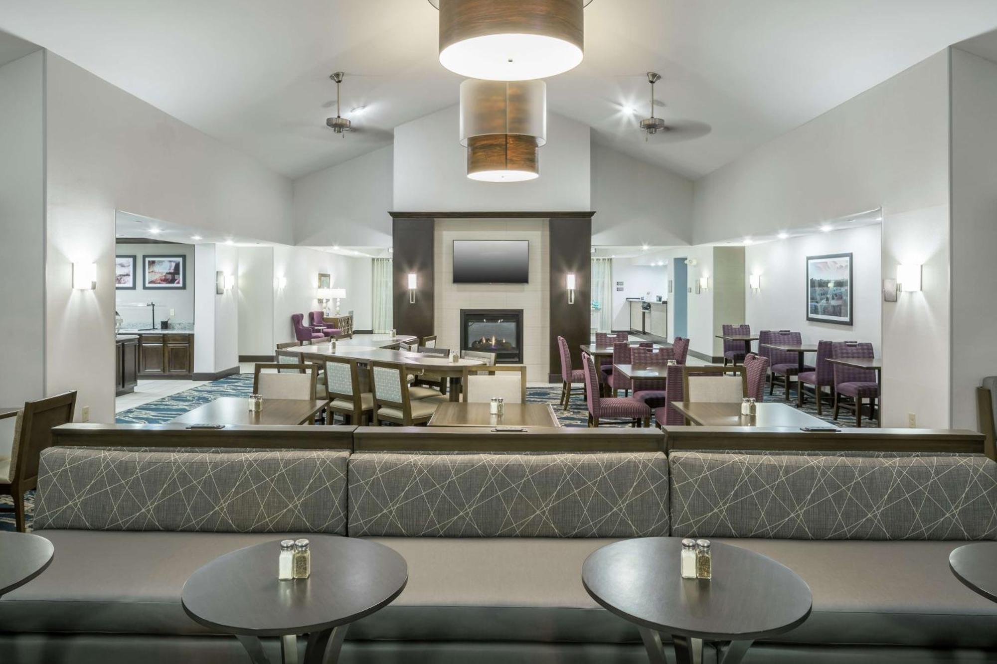 Homewood Suites By Hilton Cedar Rapids-North Exteriér fotografie