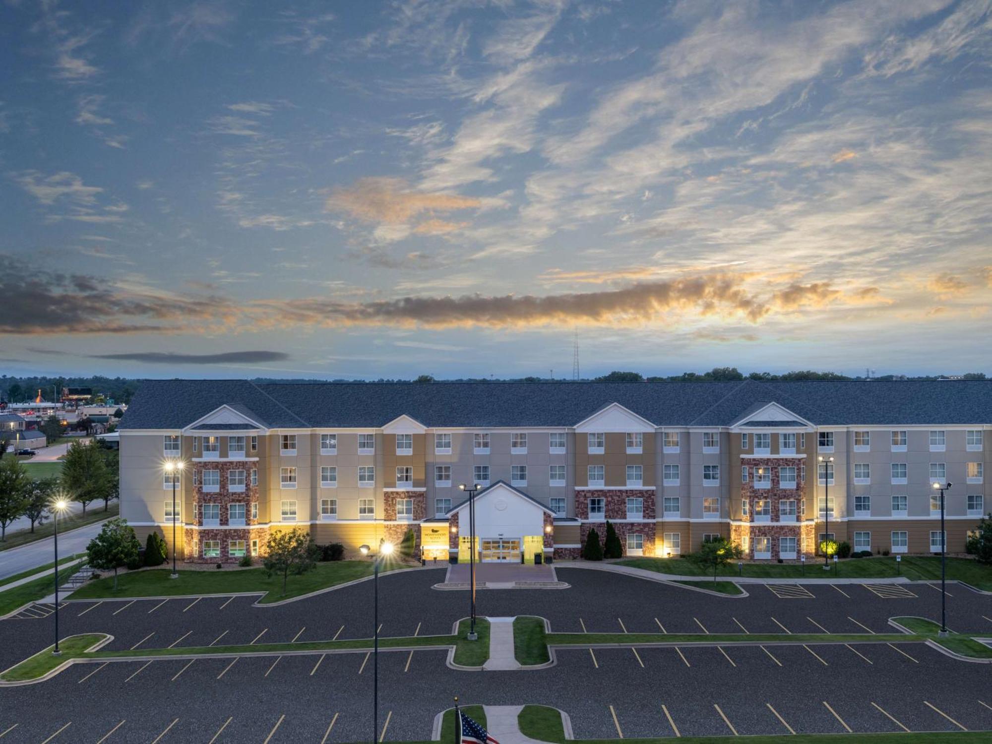 Homewood Suites By Hilton Cedar Rapids-North Exteriér fotografie